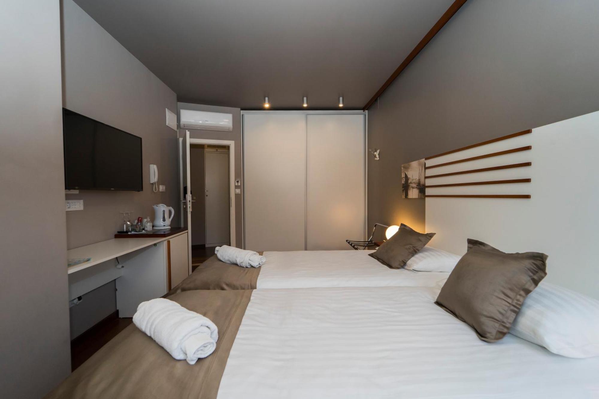 Luxury Rooms Silente Bacvice 1 スプリト エクステリア 写真