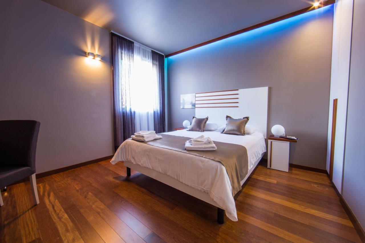 Luxury Rooms Silente Bacvice 1 スプリト エクステリア 写真